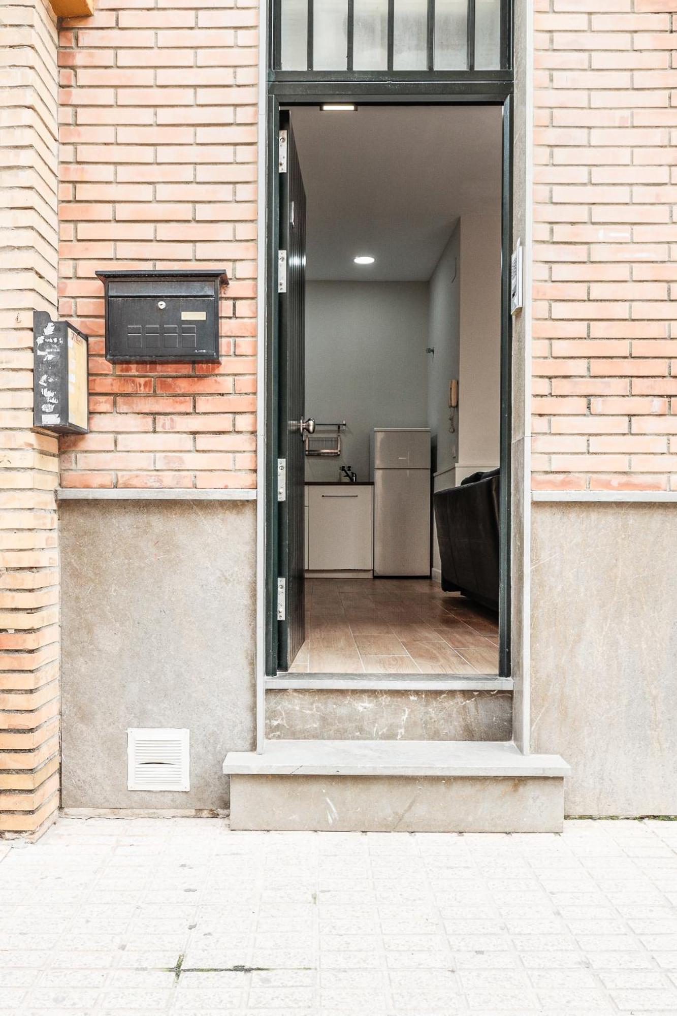 Precioso Estudio En San Julian Sevilla, Ac Wifi Hiniesta Estudio Appartamento *